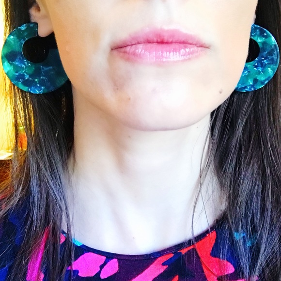 Big Green Acrylic Geometric Earrings - Picture 5 of 7